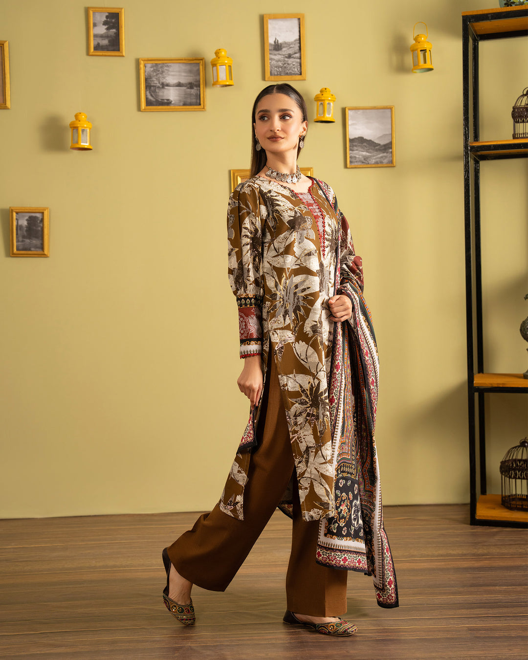 3 Piece - Printed Khaddar Suit Unstitched | UNFF013-KD