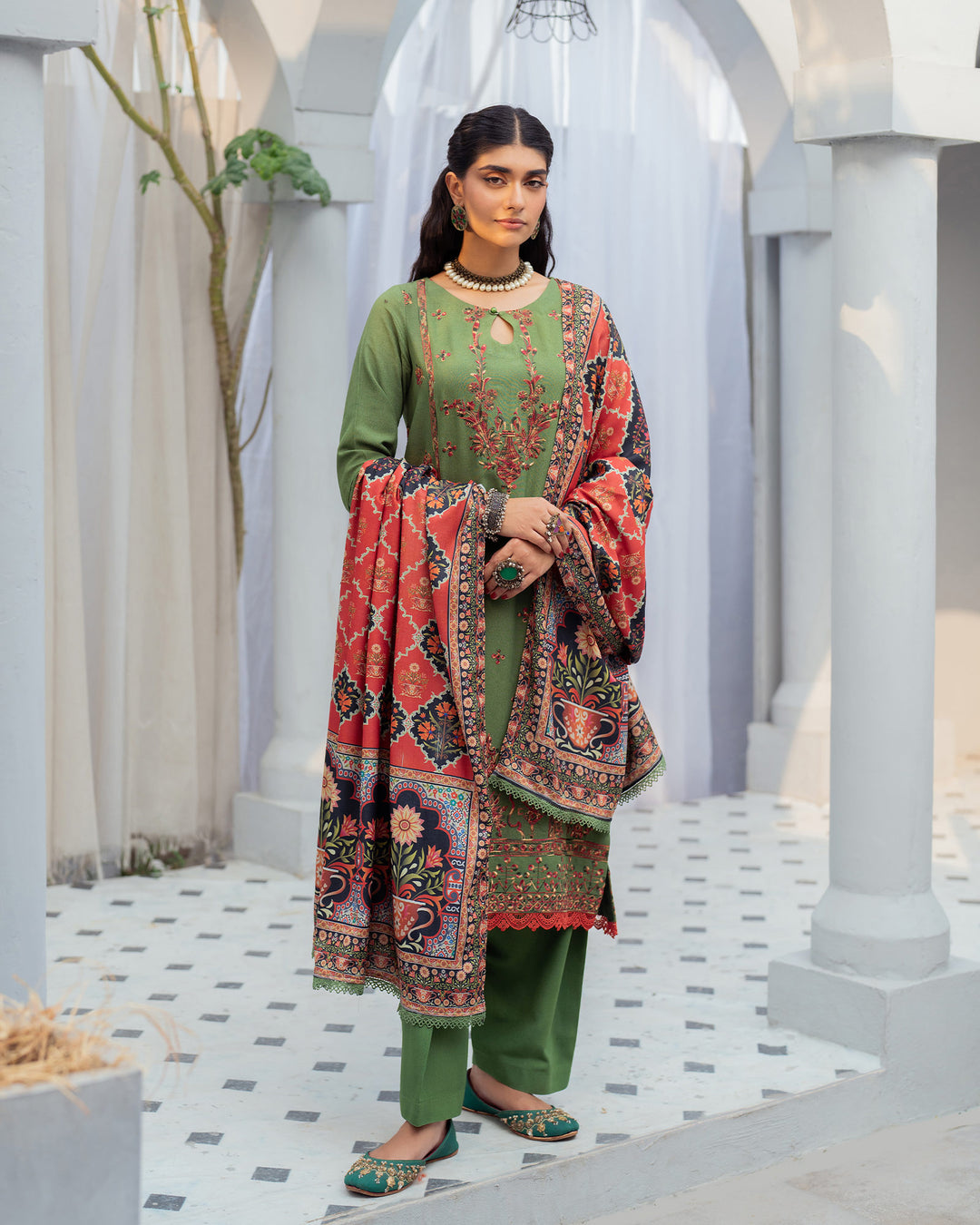 3 Piece - Embroidered Karandi Suit Unstitched | UNFF055-K.LN