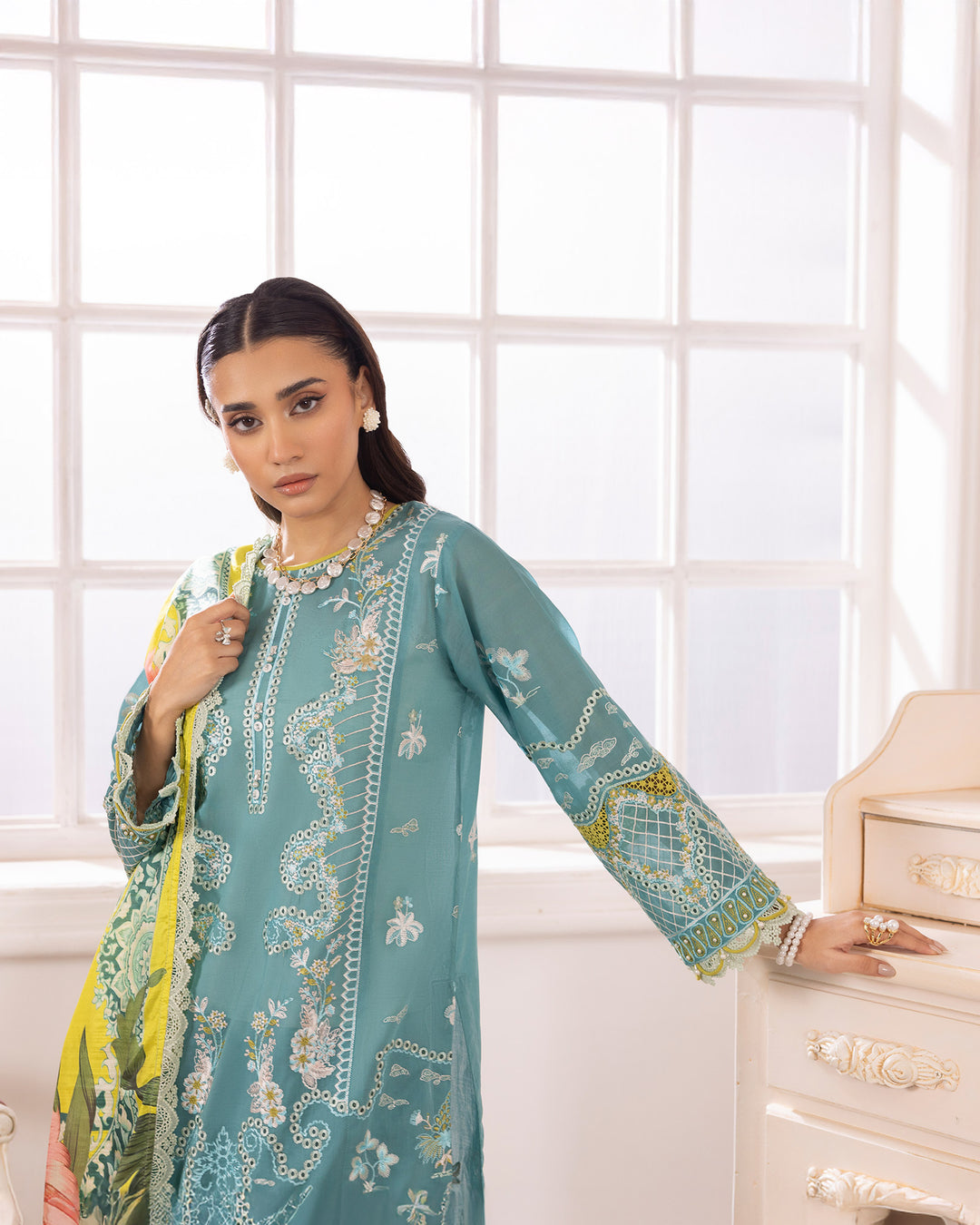 3-Piece Ready-to-Wear Lawn Suit | 17207-IG-LWN - Sha Posh Textile