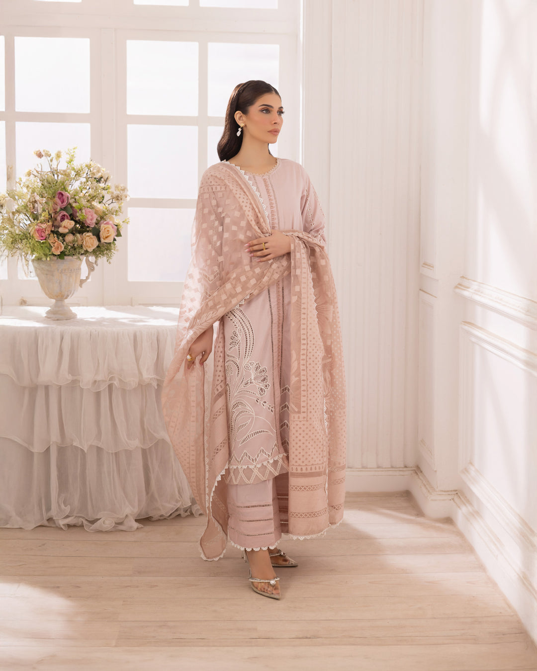 3-Piece Ready-to-Wear Lawn Suit | 17238-IG-LWN - Sha Posh Textile