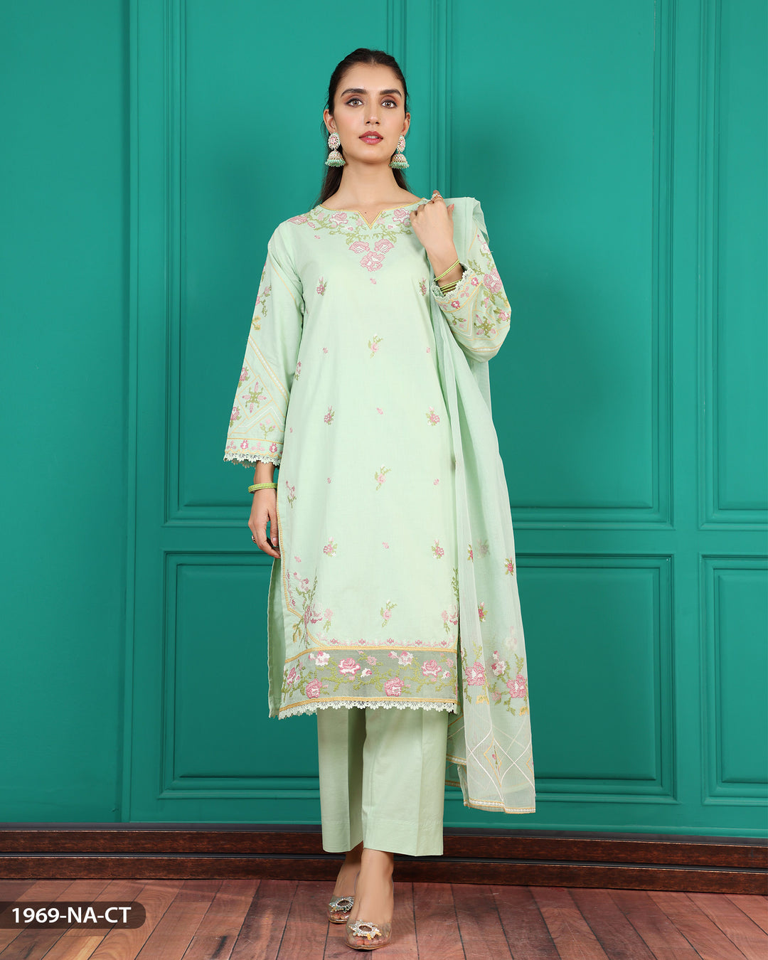 Embroidered Cotton Suit | 1969-NA-CT