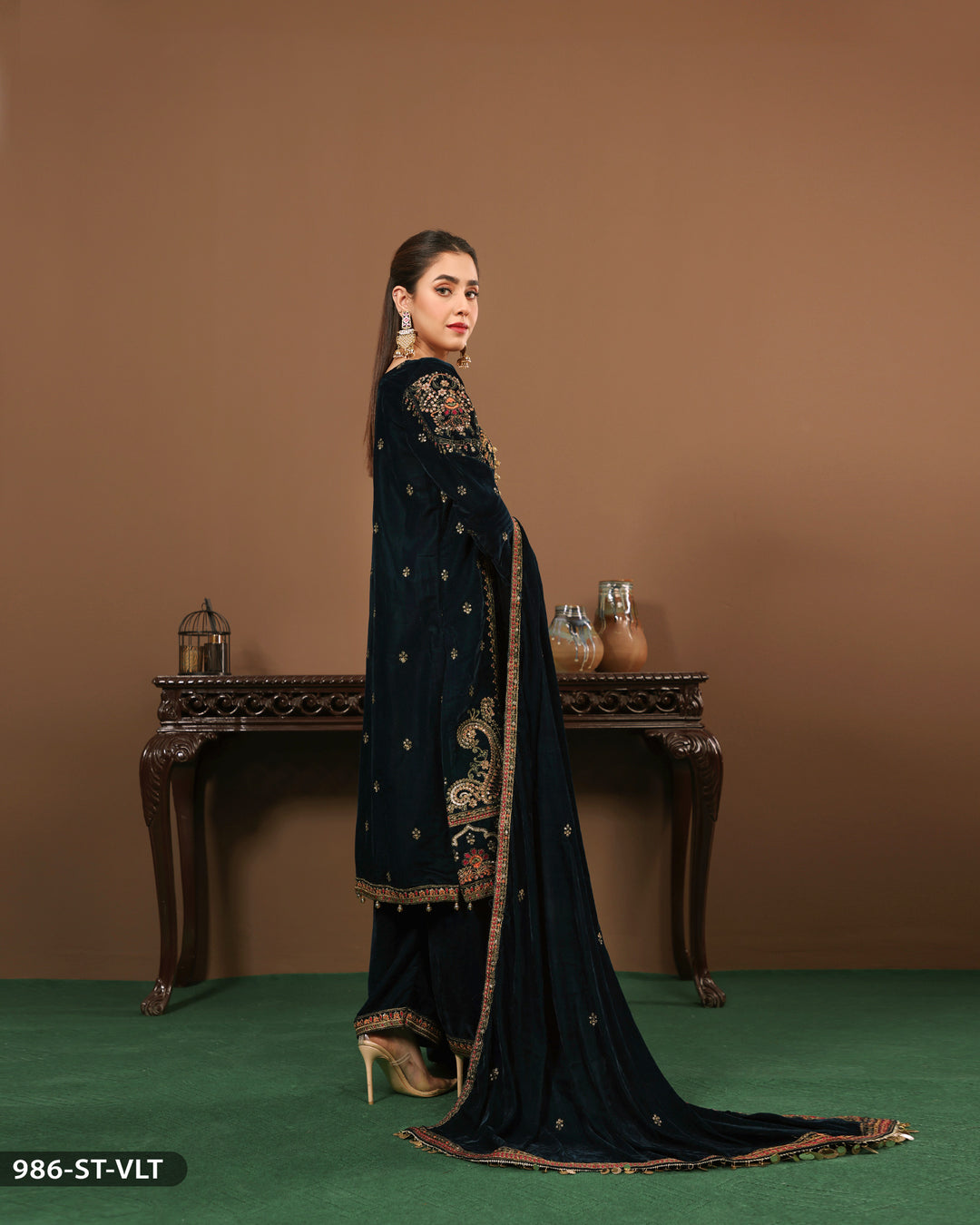 Formal 3 Piece Velvet Embroidered-Suit | 986-ST-VLT