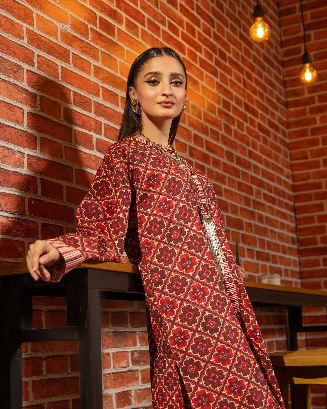 2 Piece - Printed Khaddar Suit Unstitched | UNFF003-KD