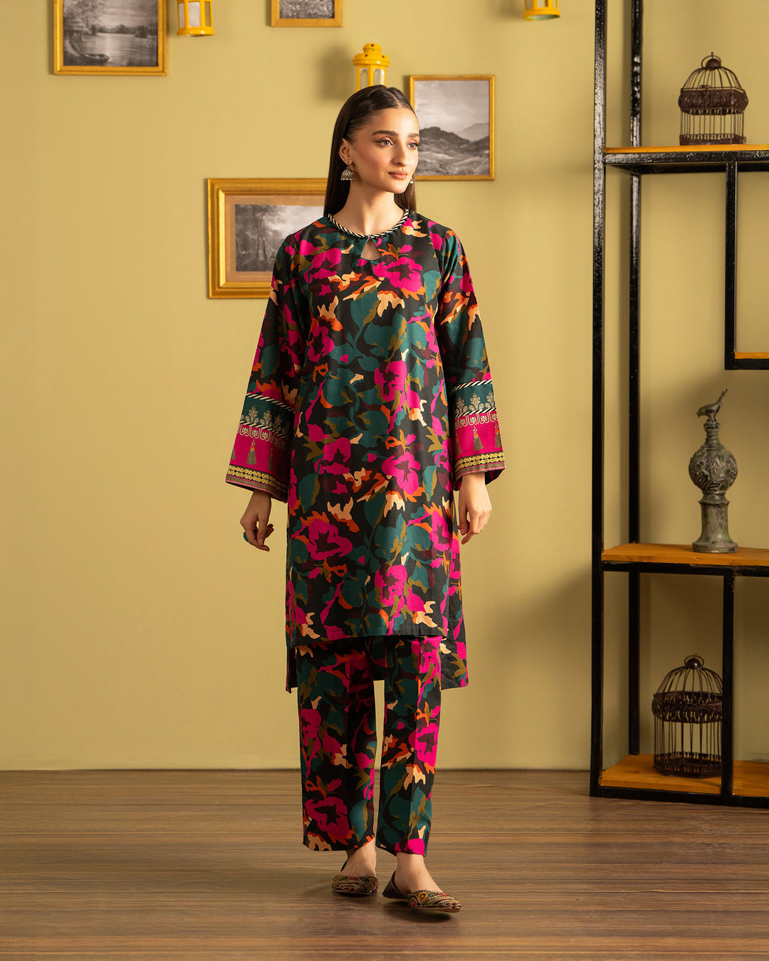 2 Piece Khaddar Suit | 16307-IG-KD