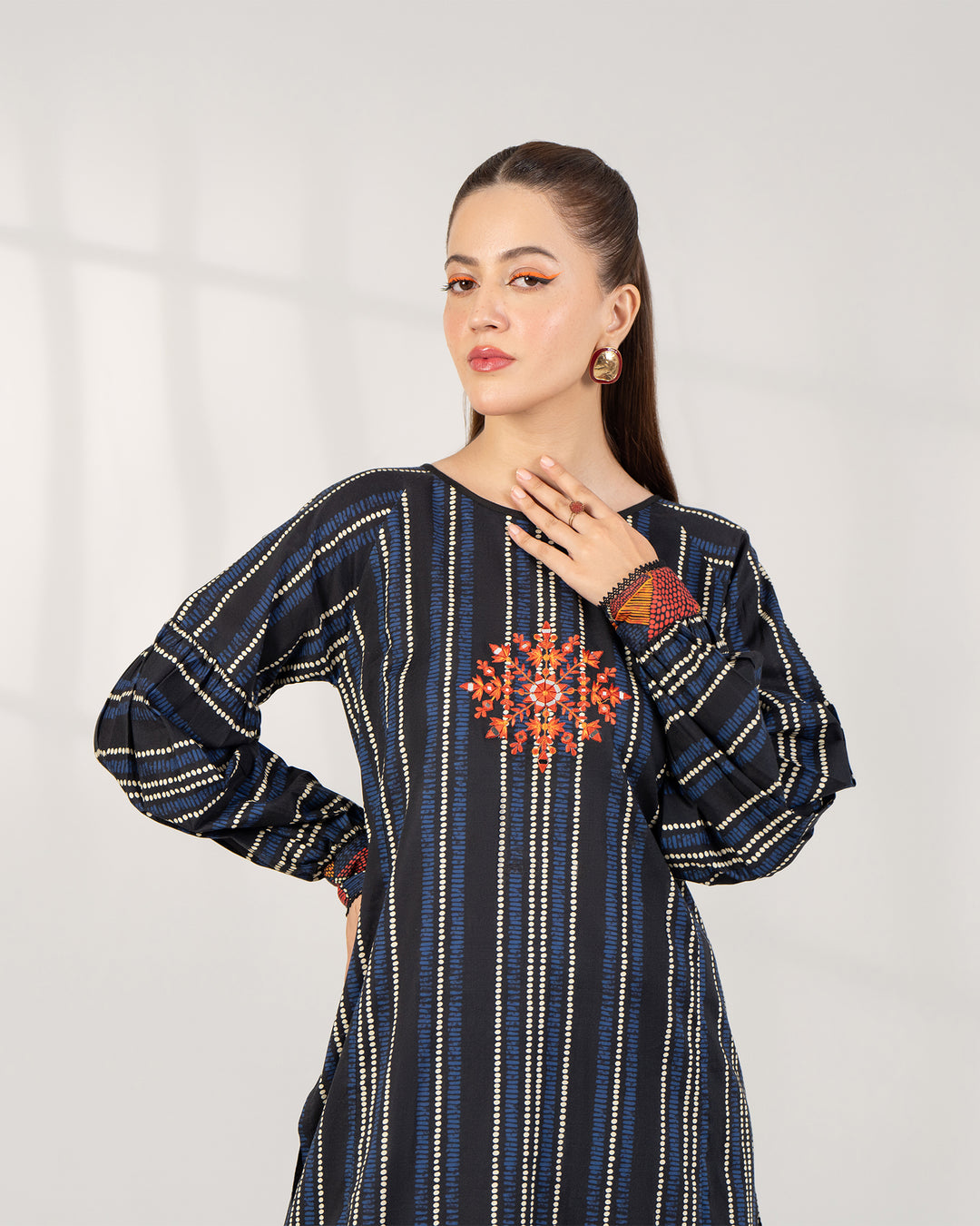 2 Piece - Printed Khaddar Suit Unstitched | UNFF-017