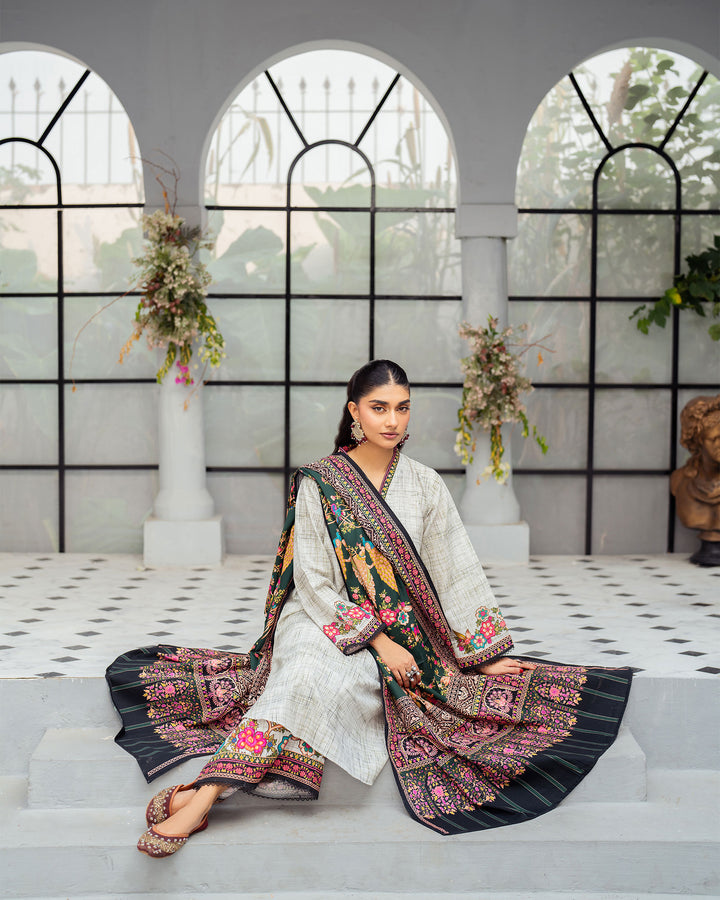 3 Piece - Printed Khaddar Suit Unstitched | UNFF015