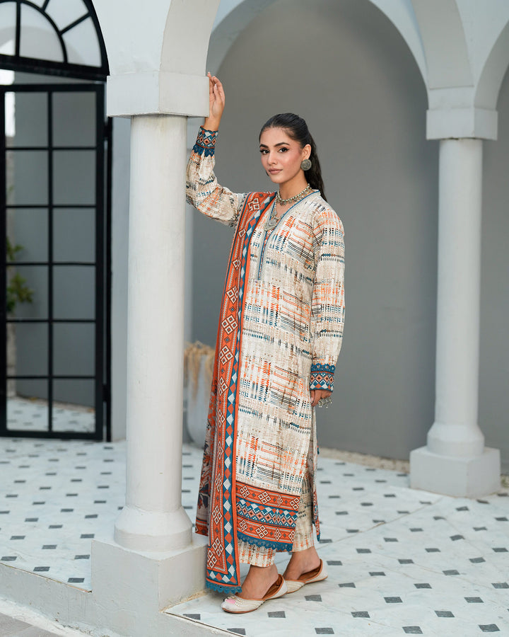 3 Piece - Khaddar Printed Suit Unstitched | UNFF023