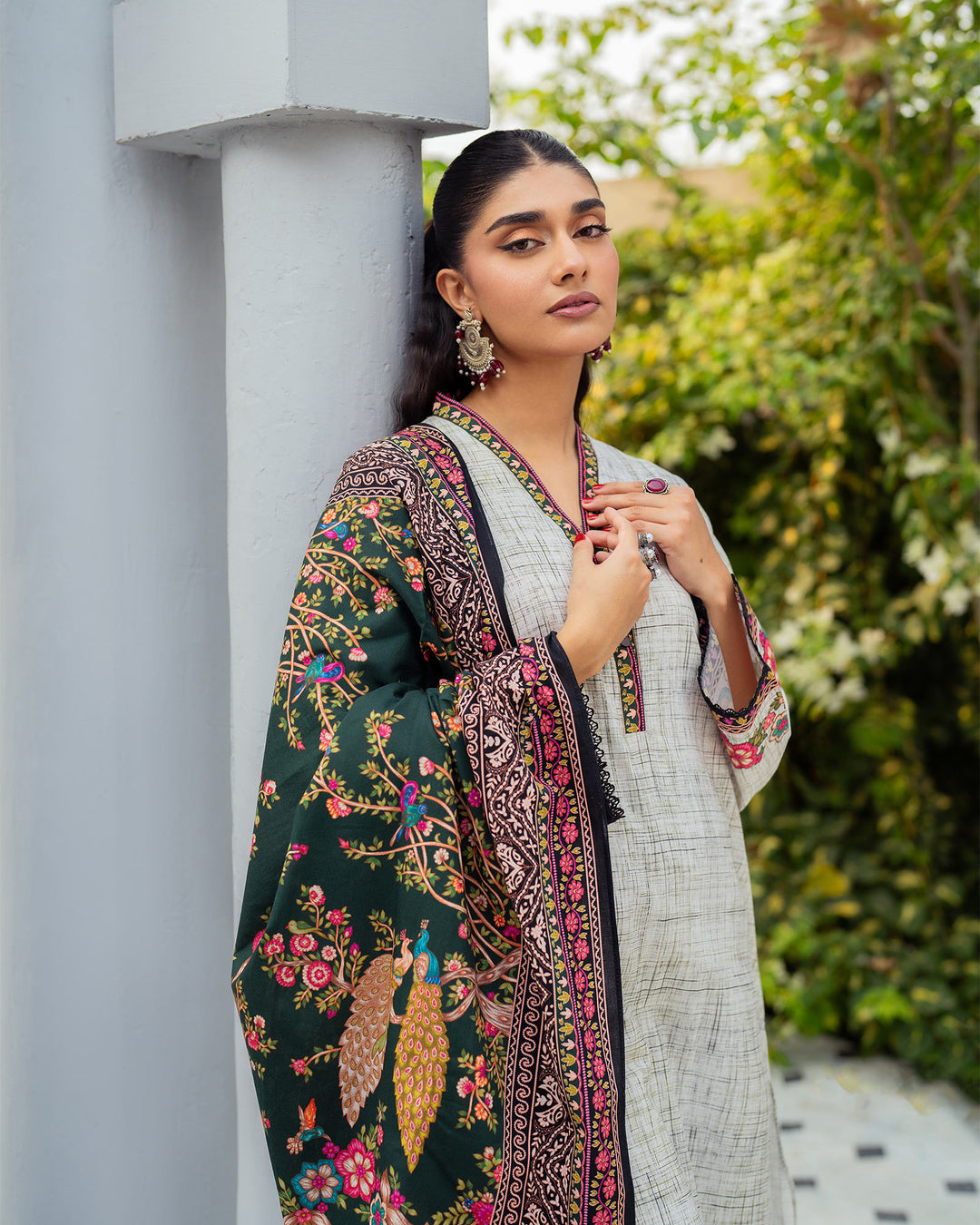 3 Piece - Printed Khaddar Suit Unstitched | UNFF015