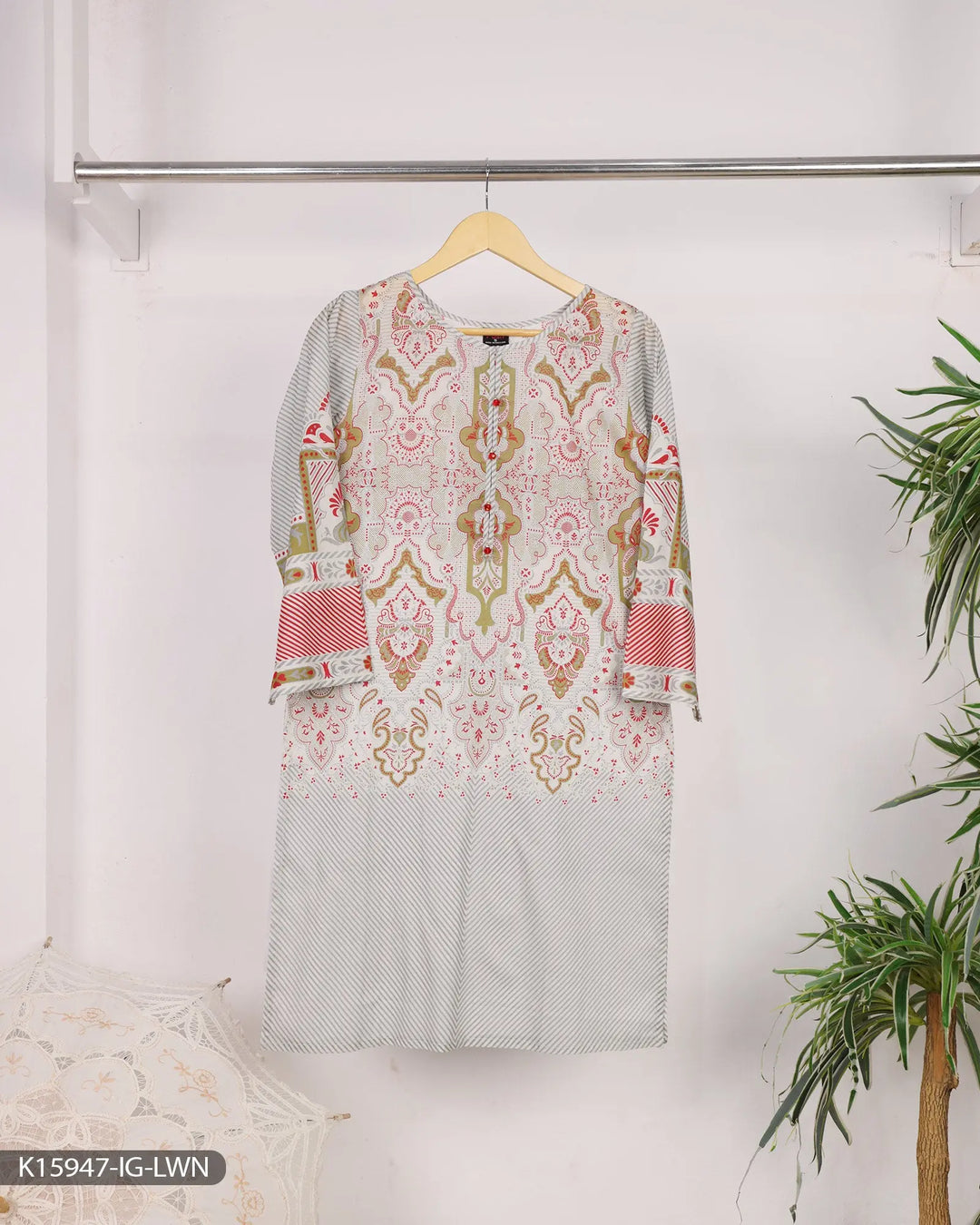 Printed Lawn Shirt | 15947-IG-LWN Sha Posh Textile